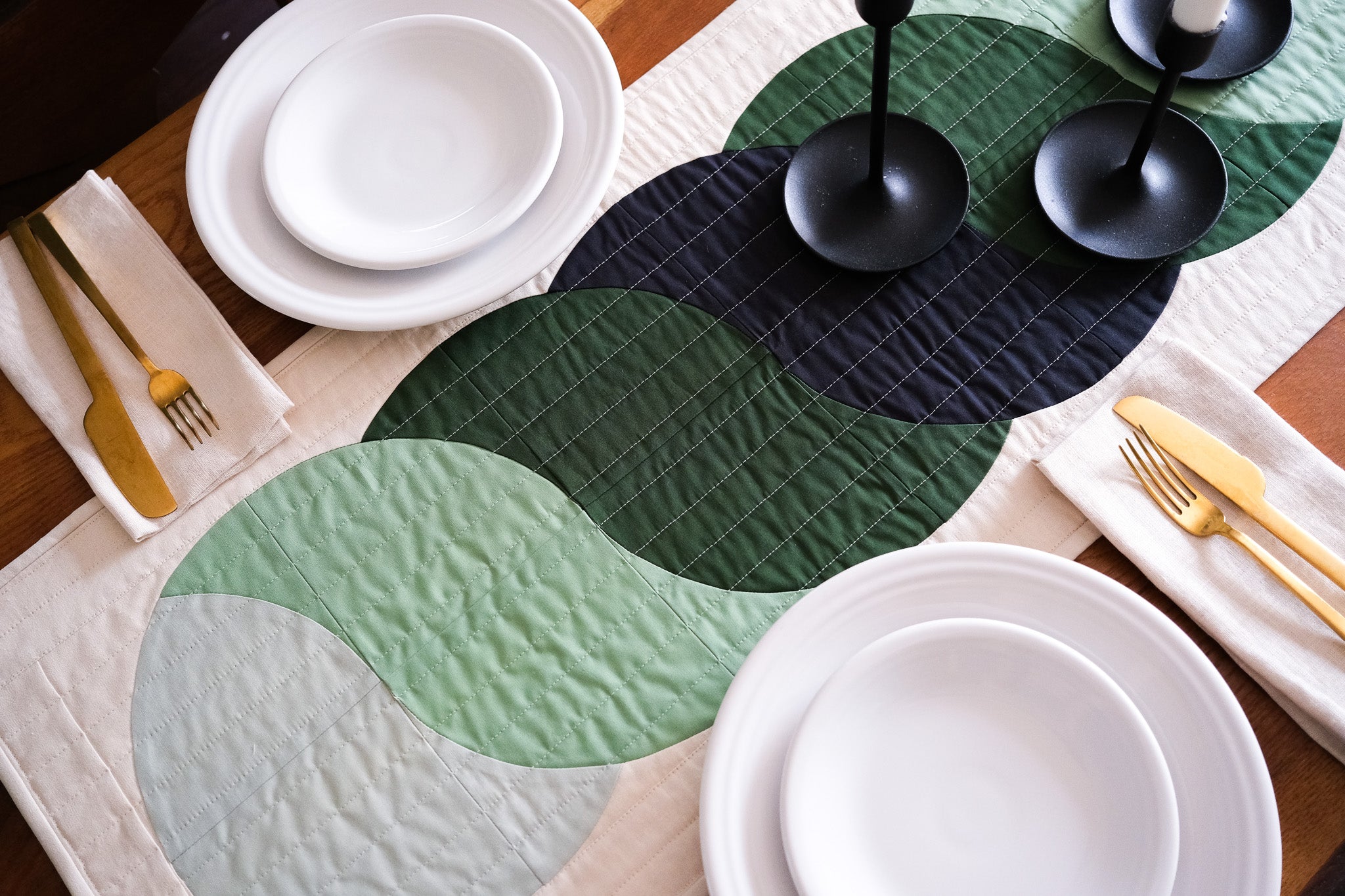 Continuum, Table Runner